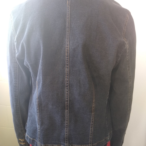 Jeans jacket - Picture 2 of 5